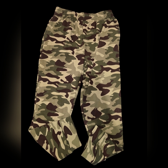 Camouflage Print Sweatpants 14/16 - Picture 1 of 7